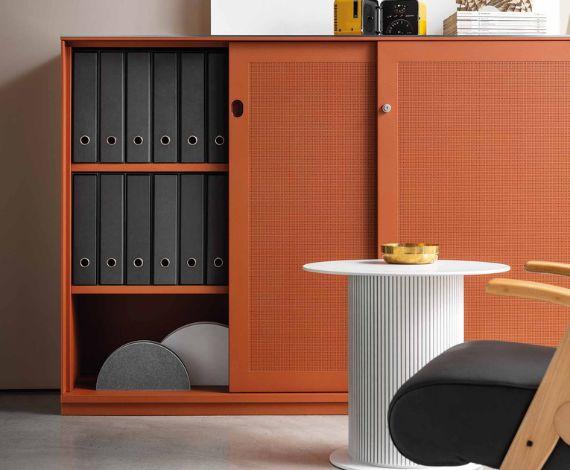 Pourquoi choisir son armoire de bureau avec serrure chez Armoire