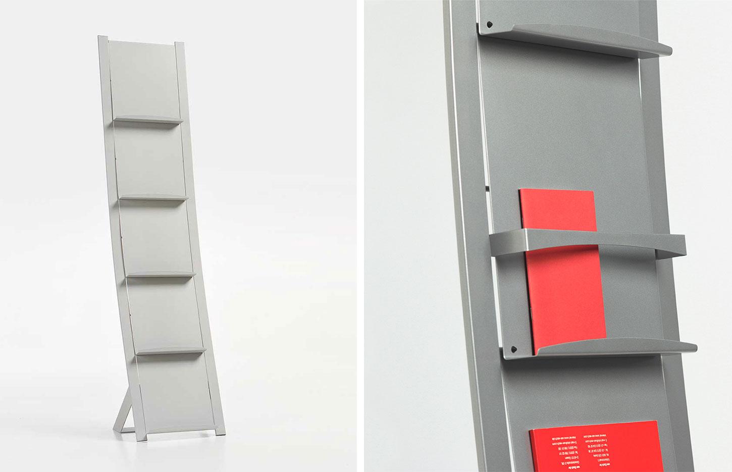 Présentoir avec 5 portes brochures et structure acier époxy, gamme Ainos - France Bureau