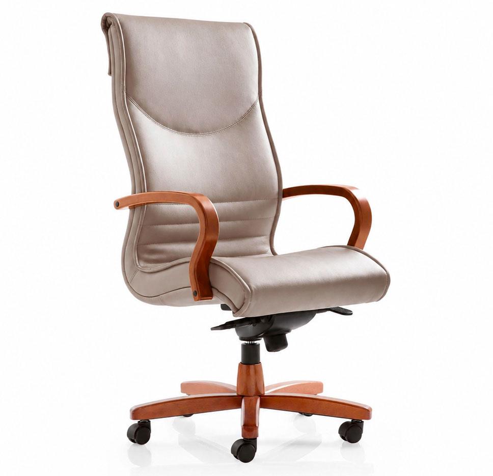 Fauteuil prestige en cuir avec base et accoudoirs en bois noyer clair - Gamme Albaron bois - France Bureau