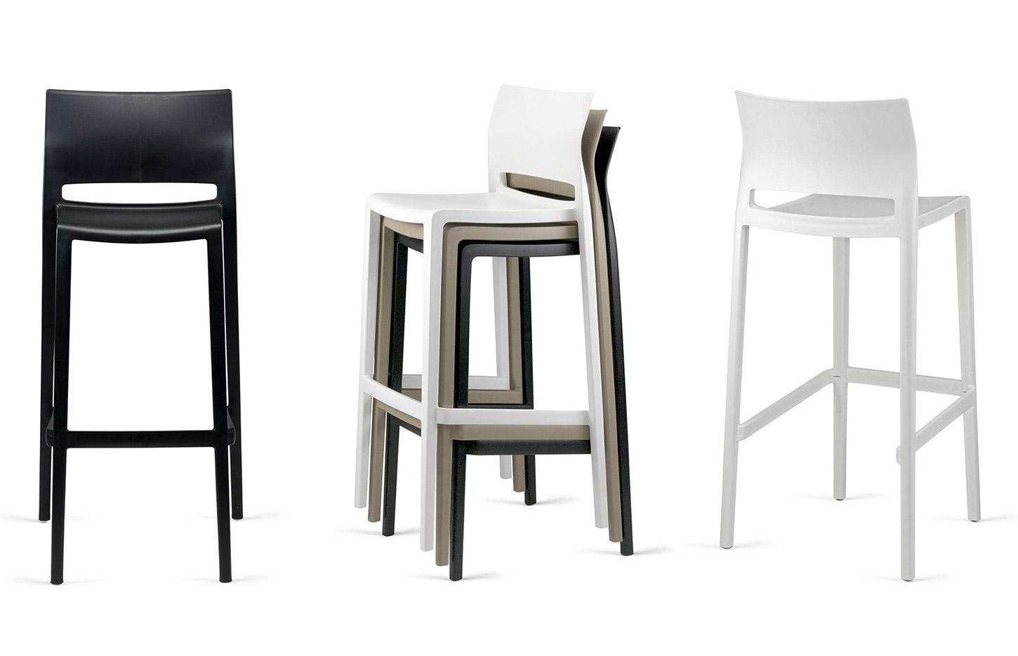 Table et chaise d\'extérieur en technopolymer, Made in France, gamme Amiata - France Bureau