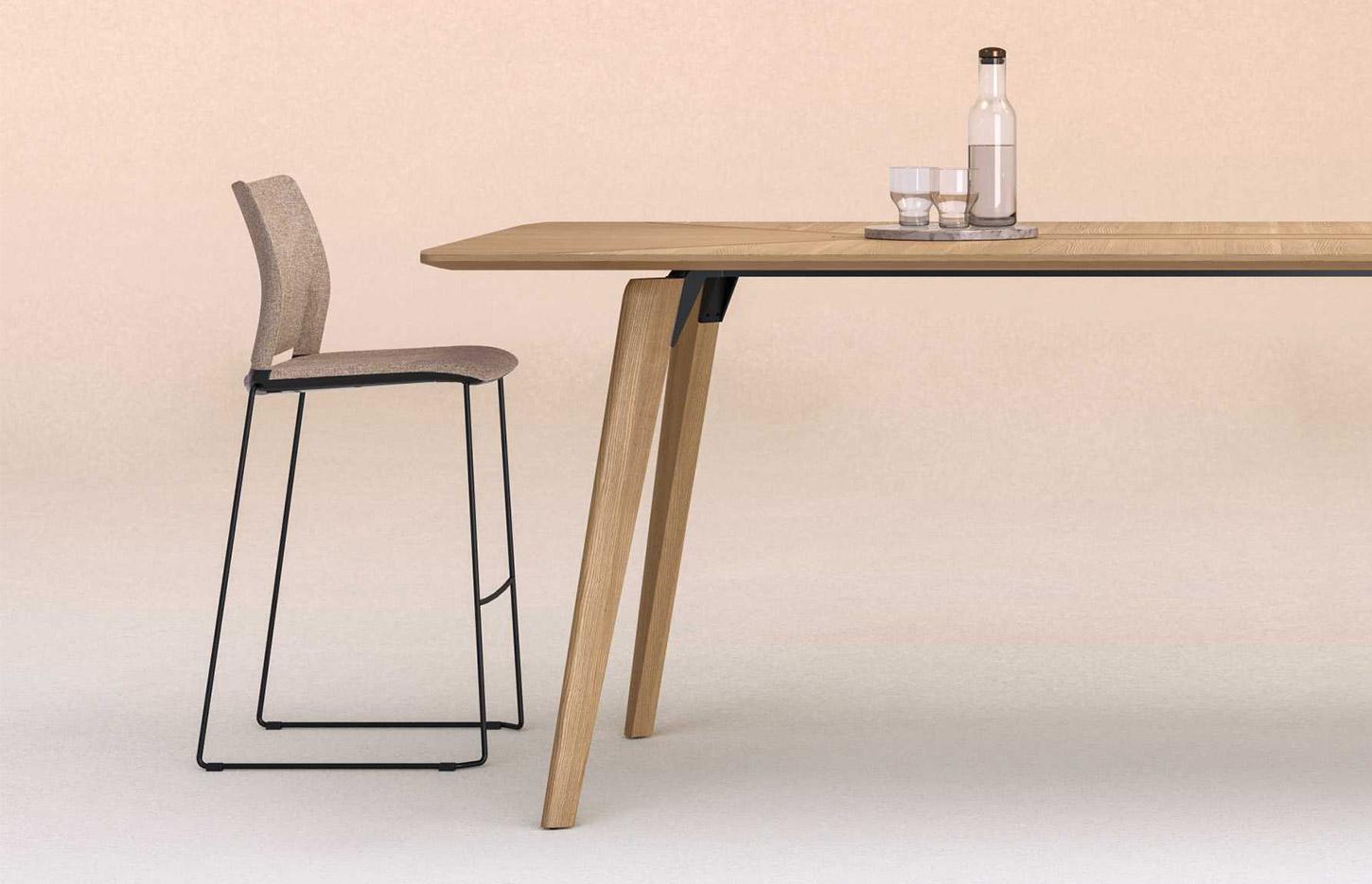 https://www.francebureau.com/media/cache/produit/annone/c/h/chaises_tabourets_annone_03_1450x935.jpg