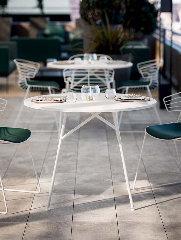 Table de cafétéria ronde ou carré, basse standard ou haute, gamme Balme - France Bureau