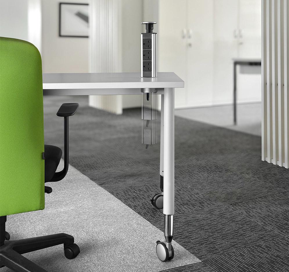 Connectique, boitier escamotable avec câble prise moulée de 2 mètres, gamme Borne Escamotable - France Bureau