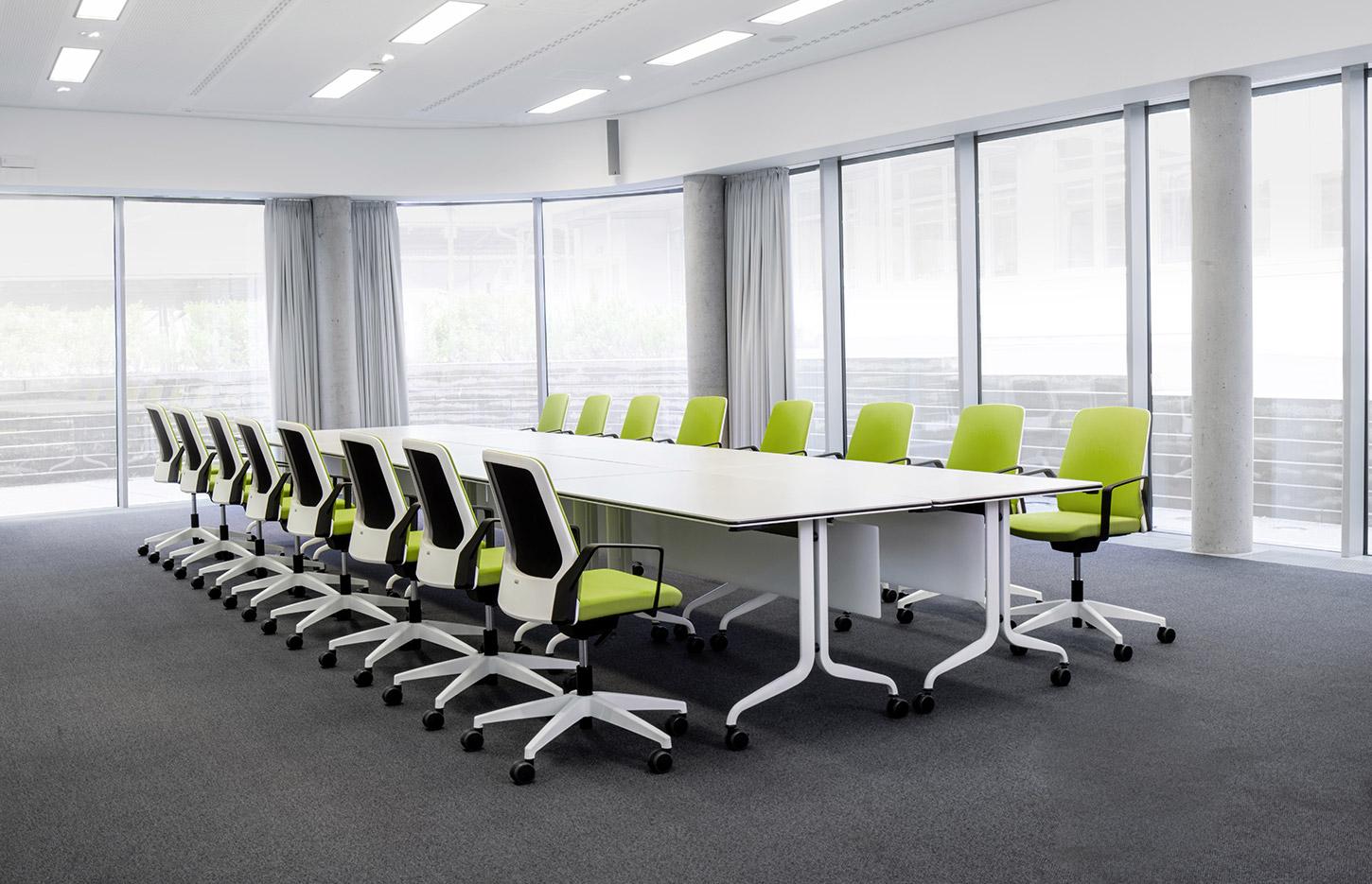 BUDDYIS3 270B - Chairs from Interstuhl