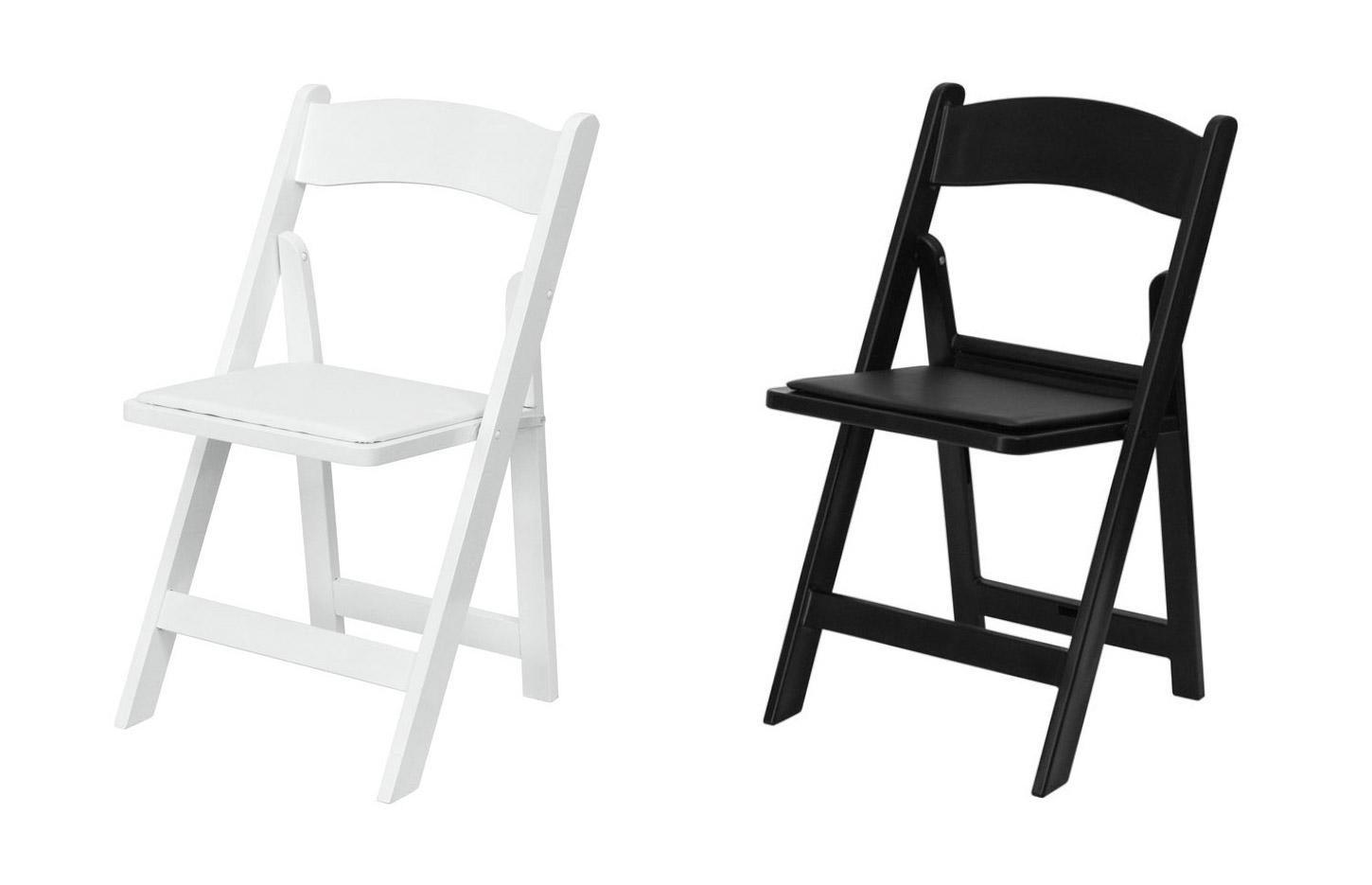 Table et chaise d\'extérieur structure en polypropylène et assise similicuir, gamme Cibiana - France Bureau
