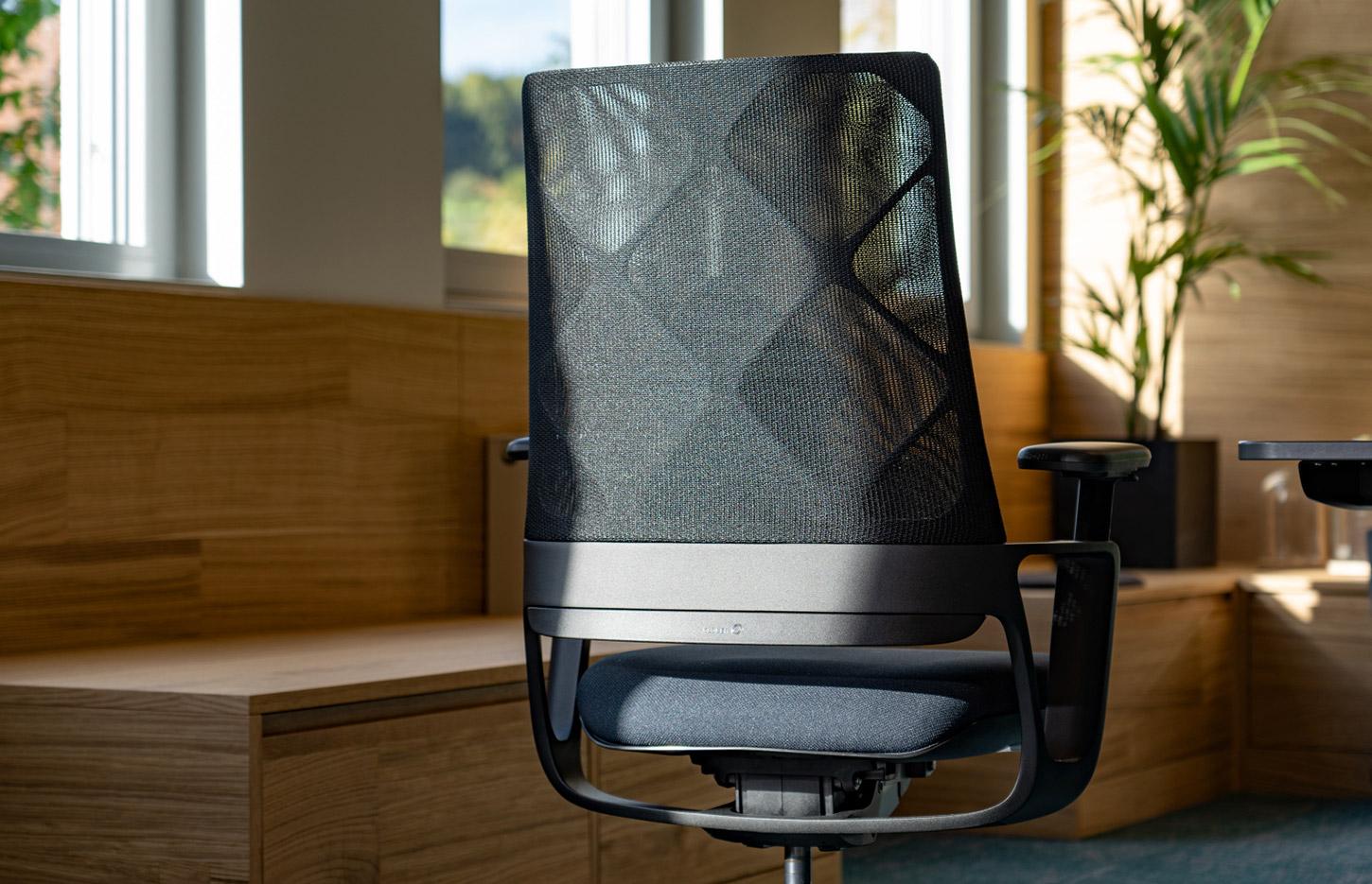 Siège de bureau ergonomique by Kloeber, gamme Connex2 - France Bureau