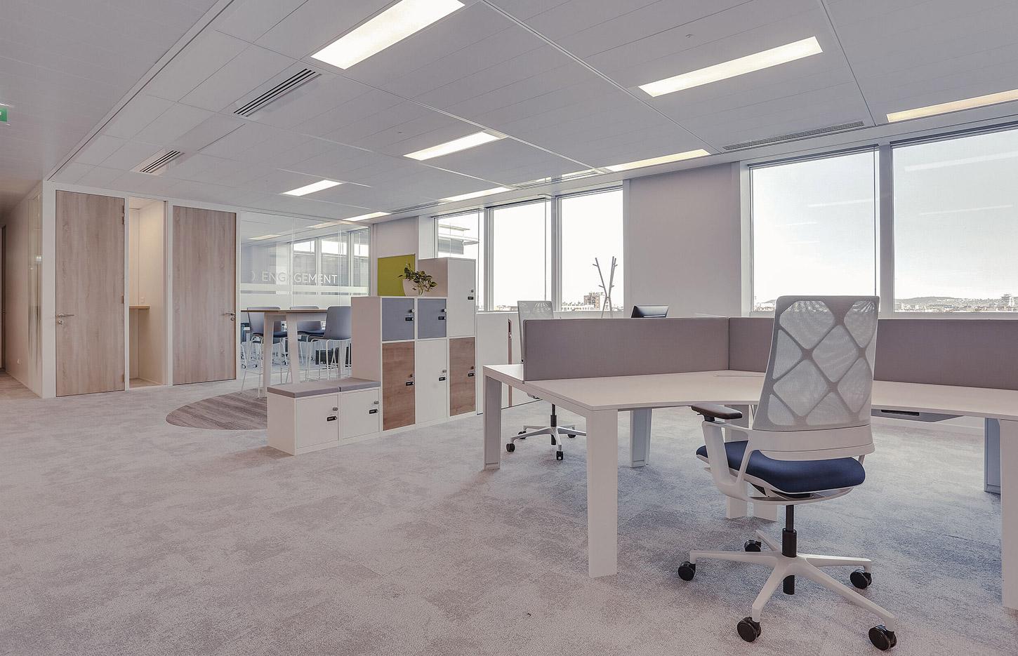 Siège de bureau ergonomique by Kloeber, gamme Connex2 - France Bureau