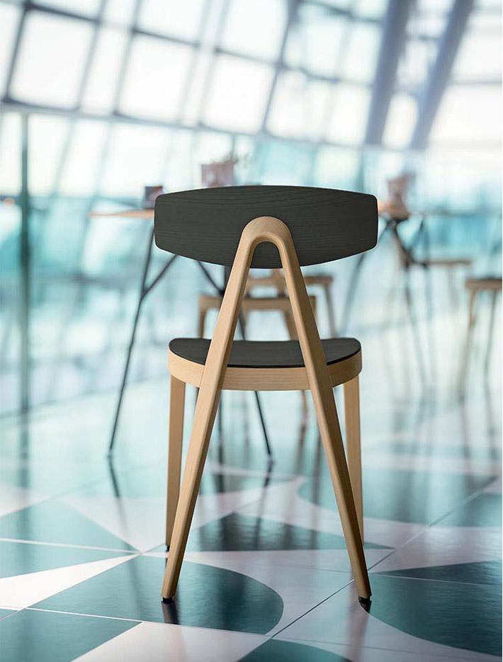 Chaise en bois de frêne structure design uni ou bicolore, gamme Corrib - France Bureau