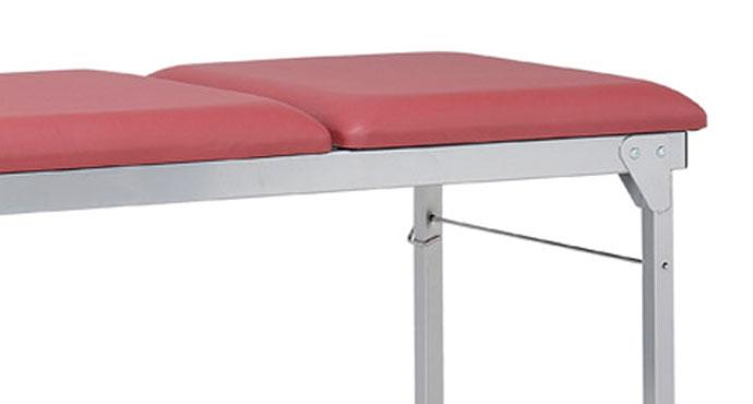 Déclinaisons & tarifs Table d\'examen pédiatrique 3 parties Table d\'examen pédiatrique