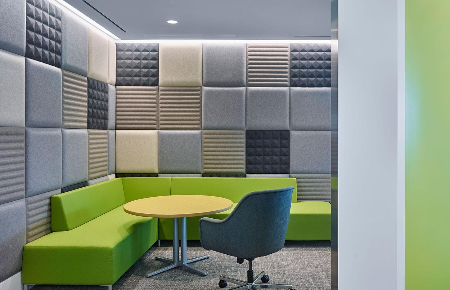 Panneaux murales acoustiques fixation adhésives, gammeEchoes Tile - France Bureau