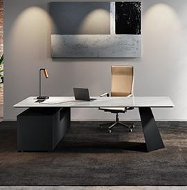 Fortezza Bureau