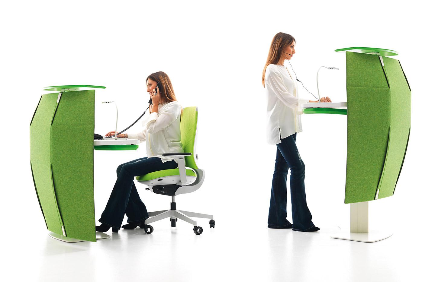 Banque et comptoir d\'accueil fixe ou réglable hauteur, tissu acoustique, gamme Funny Sat - France Bureau