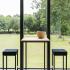 Table et chaise d\'extérieur en mélaminé, bambou ou compact, gamme Halvo - France Bureau