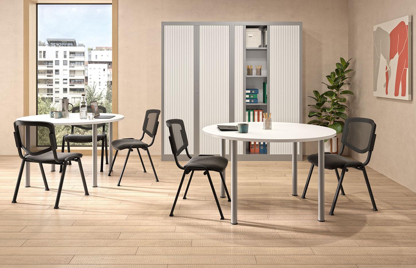 Chaise polyvalente empilable avec dossier rembourrée ou résille et assise rembourré en tissu non feu - Gamme Herpin - France Bureau	