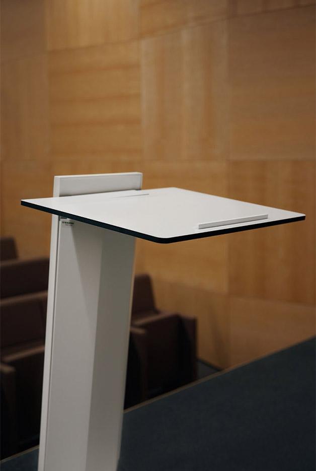 Pupitre de conférence, fixe ou réglable en hauteur, Anthracite ou blanc, gamme Level - France Bureau