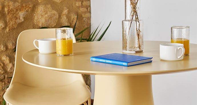 Description Medina haute Table de réunion haute