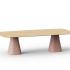 Modèle carré avec piétement design, plateau stratifié durable et esthétique sobre, usage intensif, gamme Medina Réunion - France Bureau