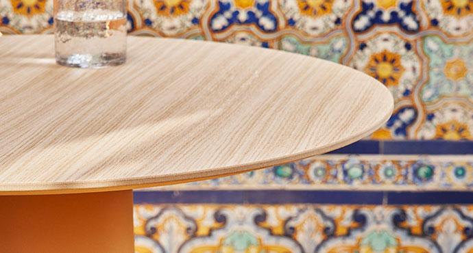 Description Medina round Table de réunion ronde