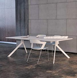 Methana Table de conférence