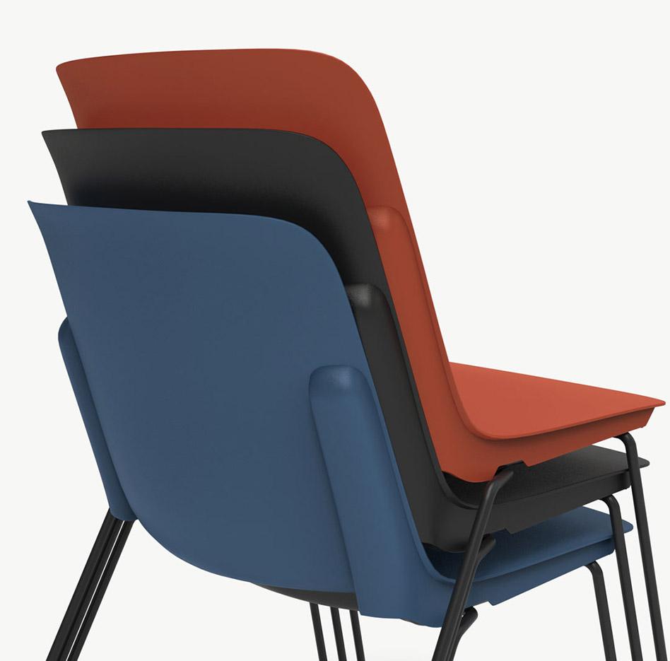 Chaise visiteur empilable avec monocoque en polypro et piètement luge en acier gamme Minho - France Bureau	
