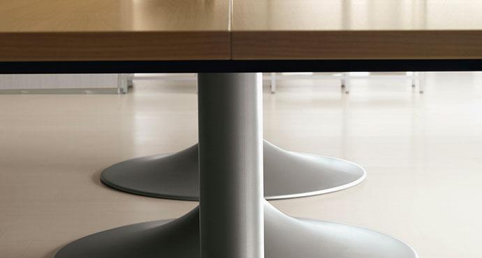 Déclinaisons & tarifs Ofanto Table de conférence