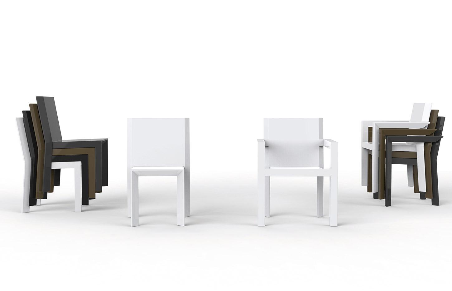 Table et chaise d\'extérieur assise en vinyl résistant 100% recyclable, gamme Oran - France Bureau