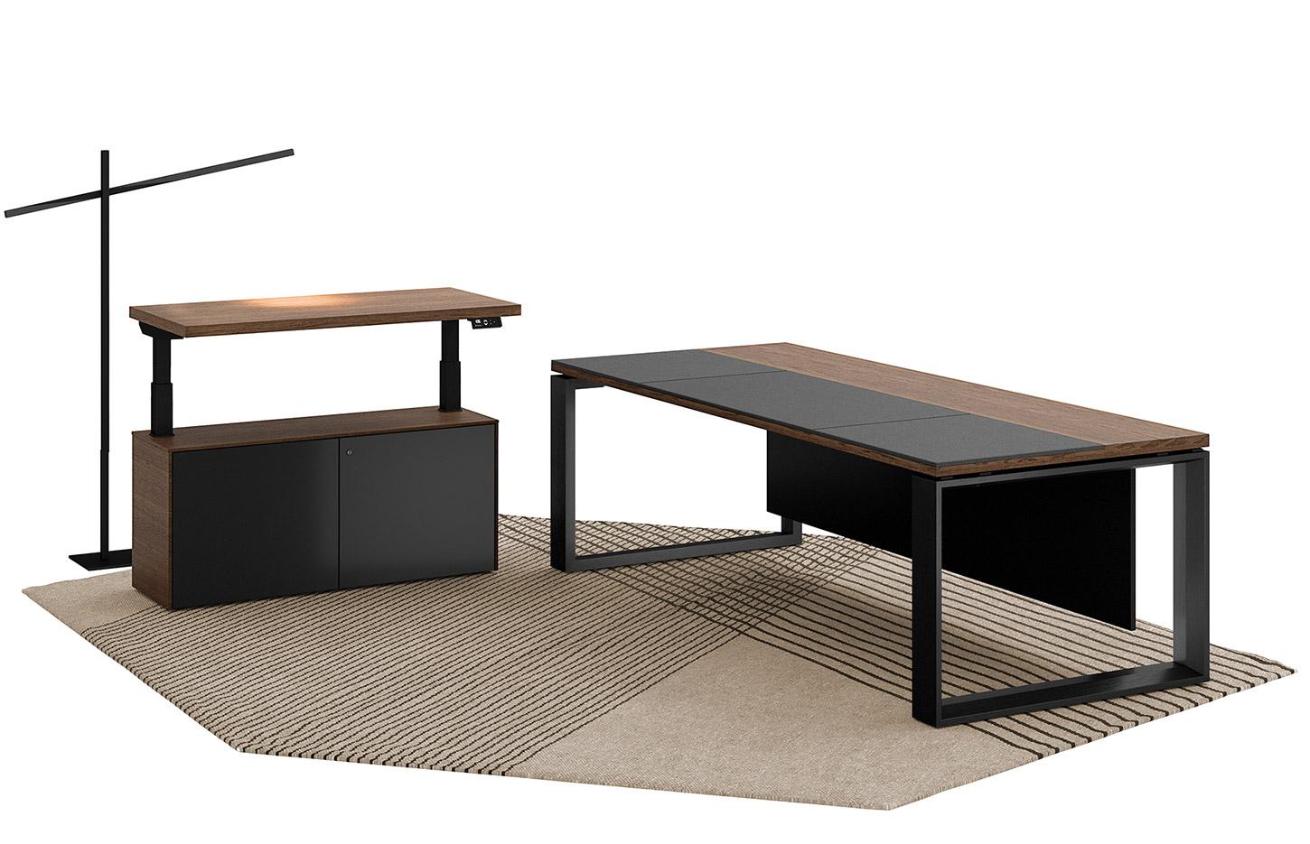 Bureau de direction en bois et en cuir avec rangements et tables de réunion, gamme Parvis, France Bureau