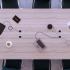 Table avec 4 points de connexion avec prise courant + prise USB A + Prse USB C + HDMI - Gamme point de connexion - France Bureau