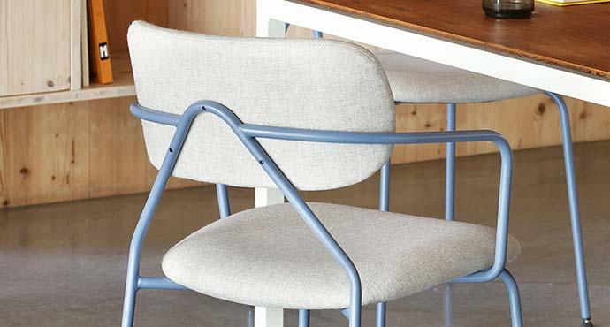 Déclinaisons & tarifs Pusiano Siège de réunion