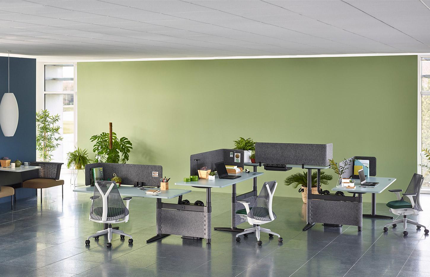 Siège de bureau ergonomique limiteur de bascule et profondeur d\'assise réglable, gamme Sayl - France Bureau