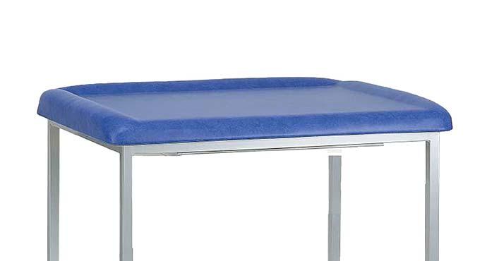 Déclinaisons & tarifs Table pediatrie Table d\'examen pédiatrique