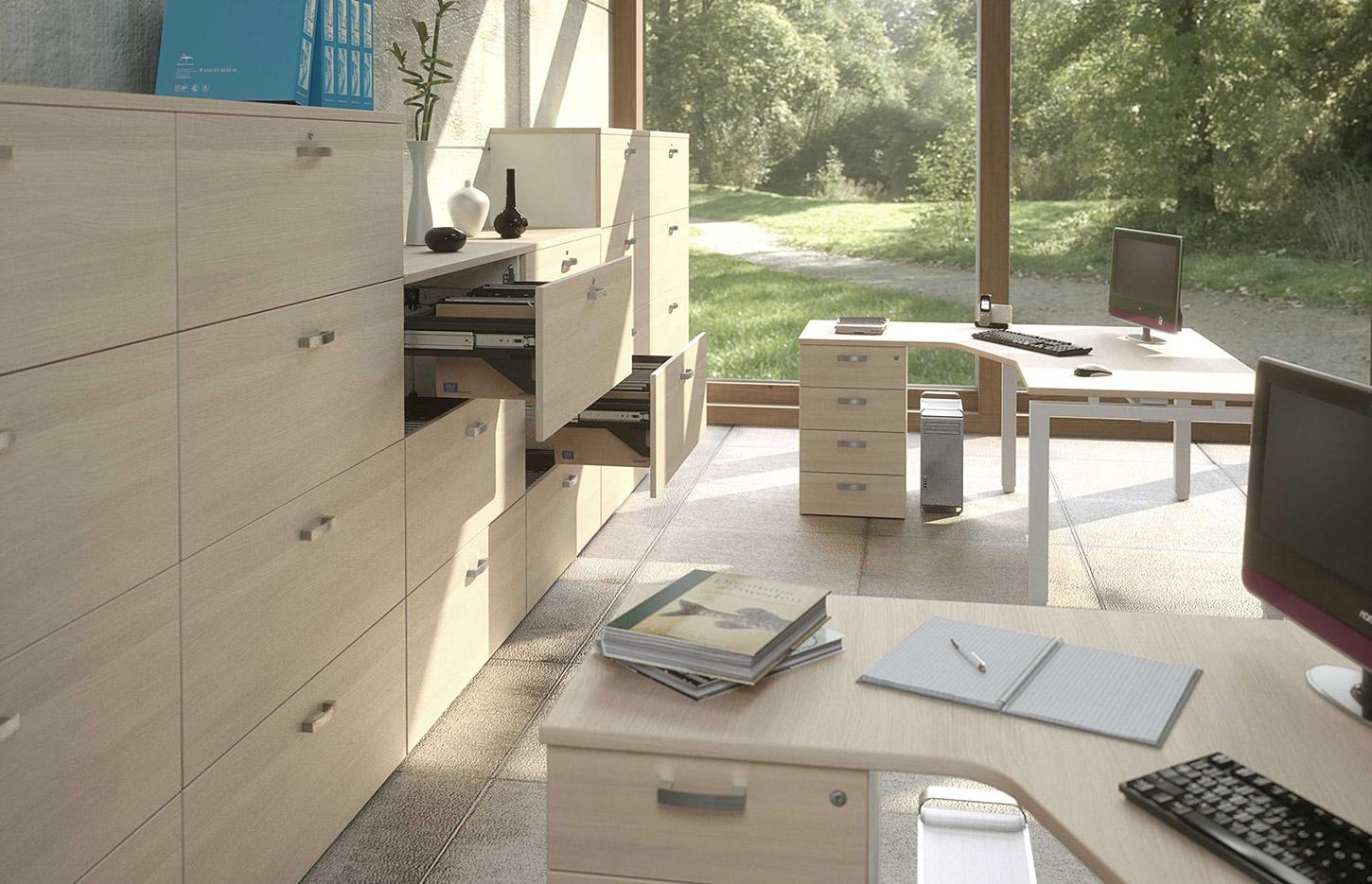 Armoires de bureau en bois, portes battantes bois ou verre, gamme Tirso - France Bureau