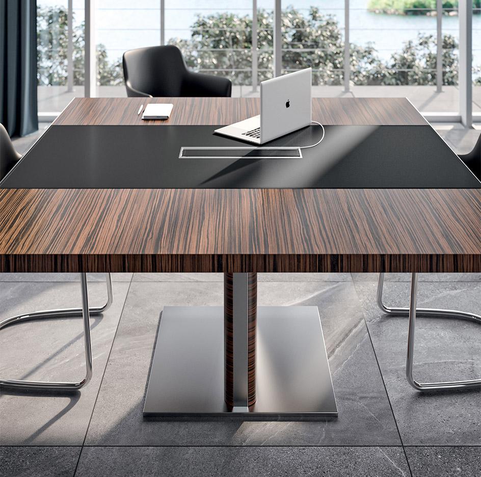 Table de réunion placage bois insert en cuir avec électrification, gamme Toblino réunion - France Bureau
