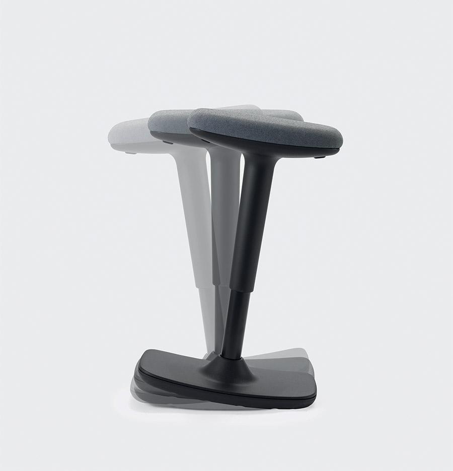Tabouret ergonomique basculant réglable en hauteur, assise dynamique, gamme Versa - France Bureau