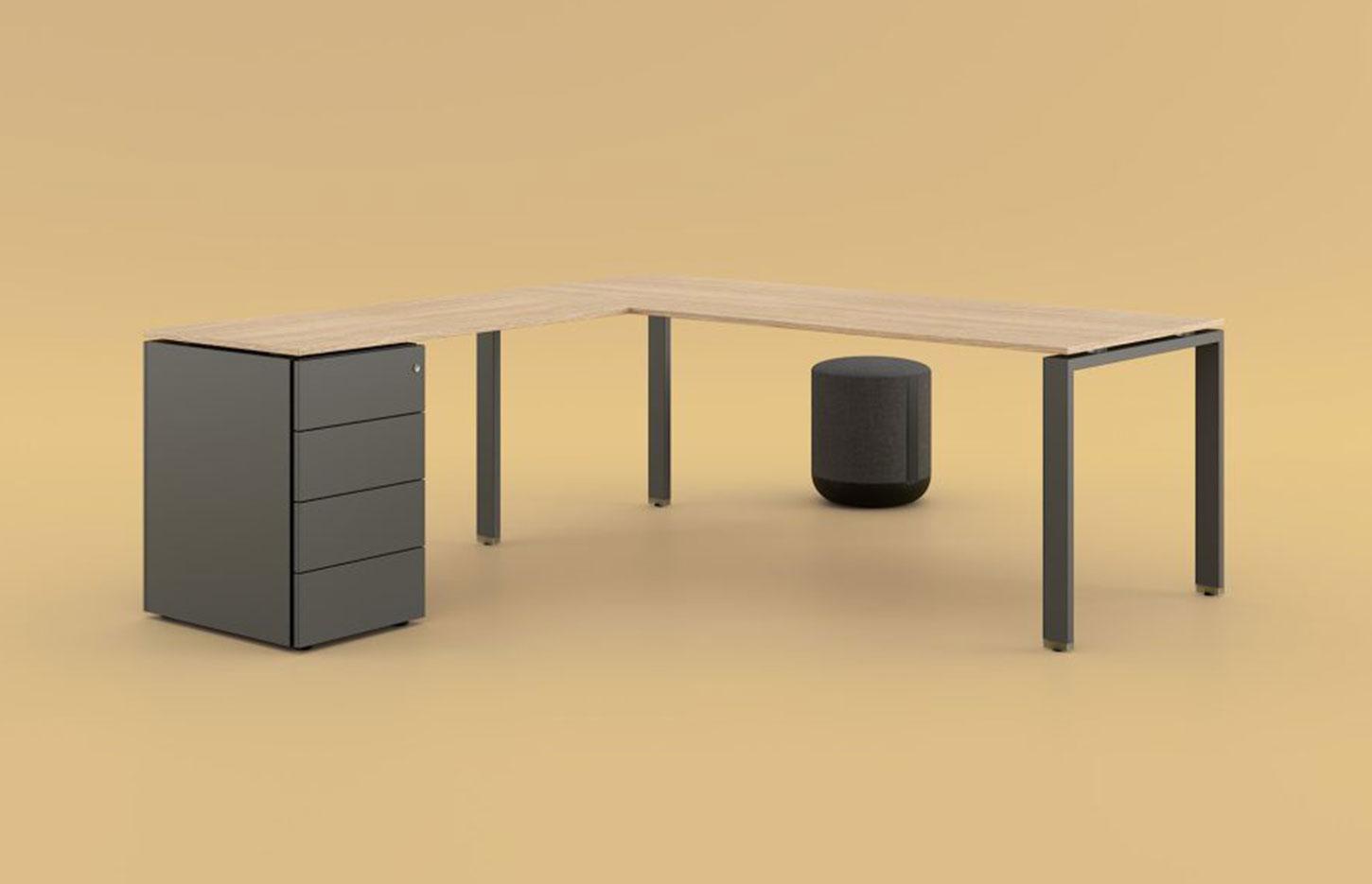 Bureau individuel plateau mélaminé pieds droits en métal, gamme Vorlaz - France Bureau