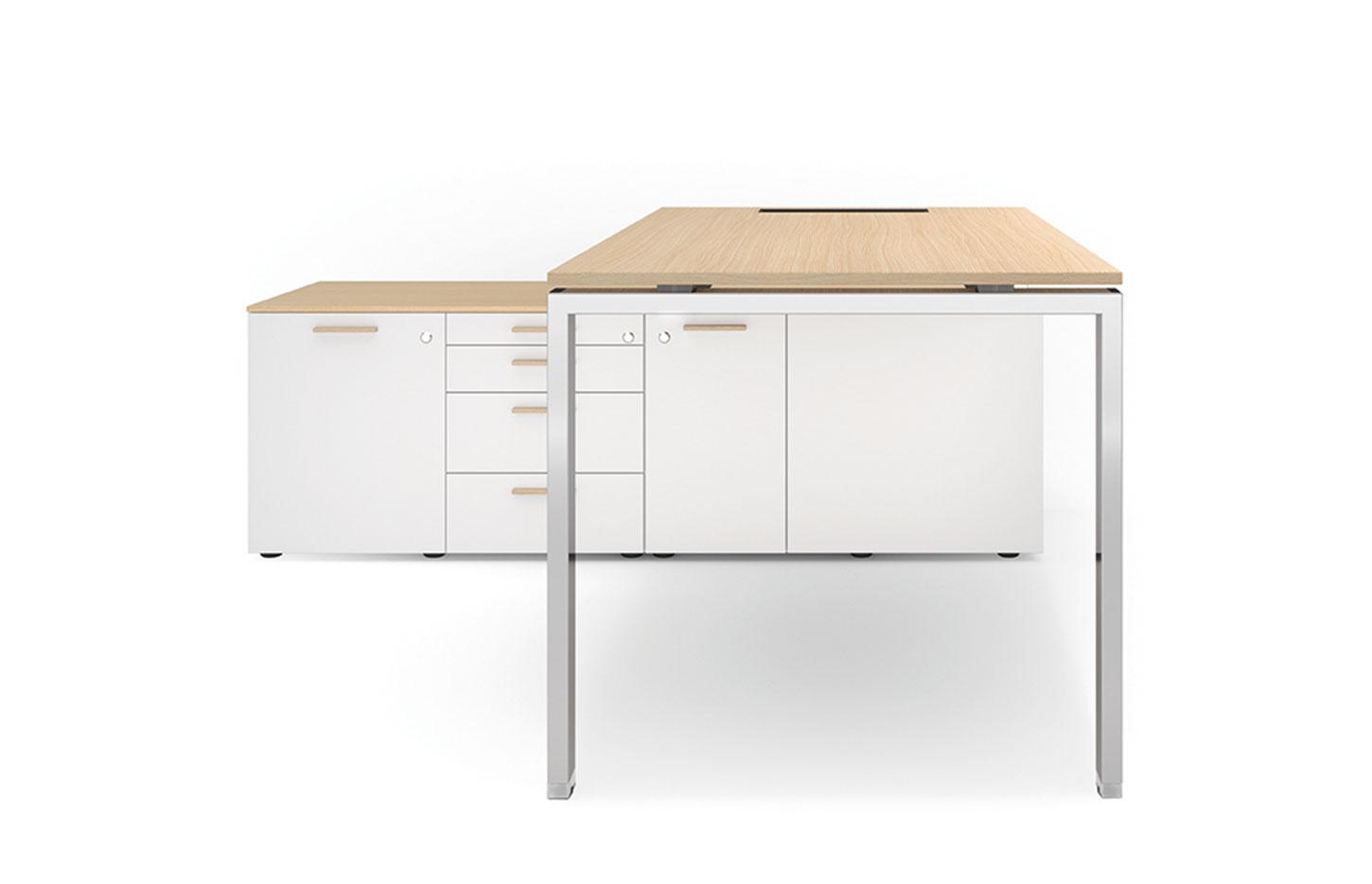 Bureau individuel plateau mélaminé pieds droits en métal, gamme Vorlaz - France Bureau